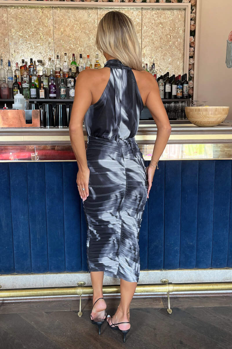 Midi-Kleid mit Halter und Aquarell-Effekt