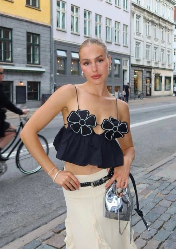 Blütenbesetztes Peplum-Top mit Neckholder
