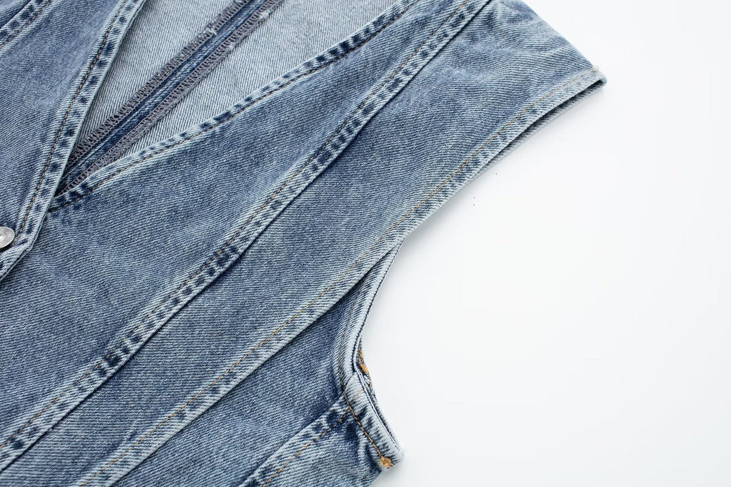 Taillierte Denim Weste mit V-Ausschnitt