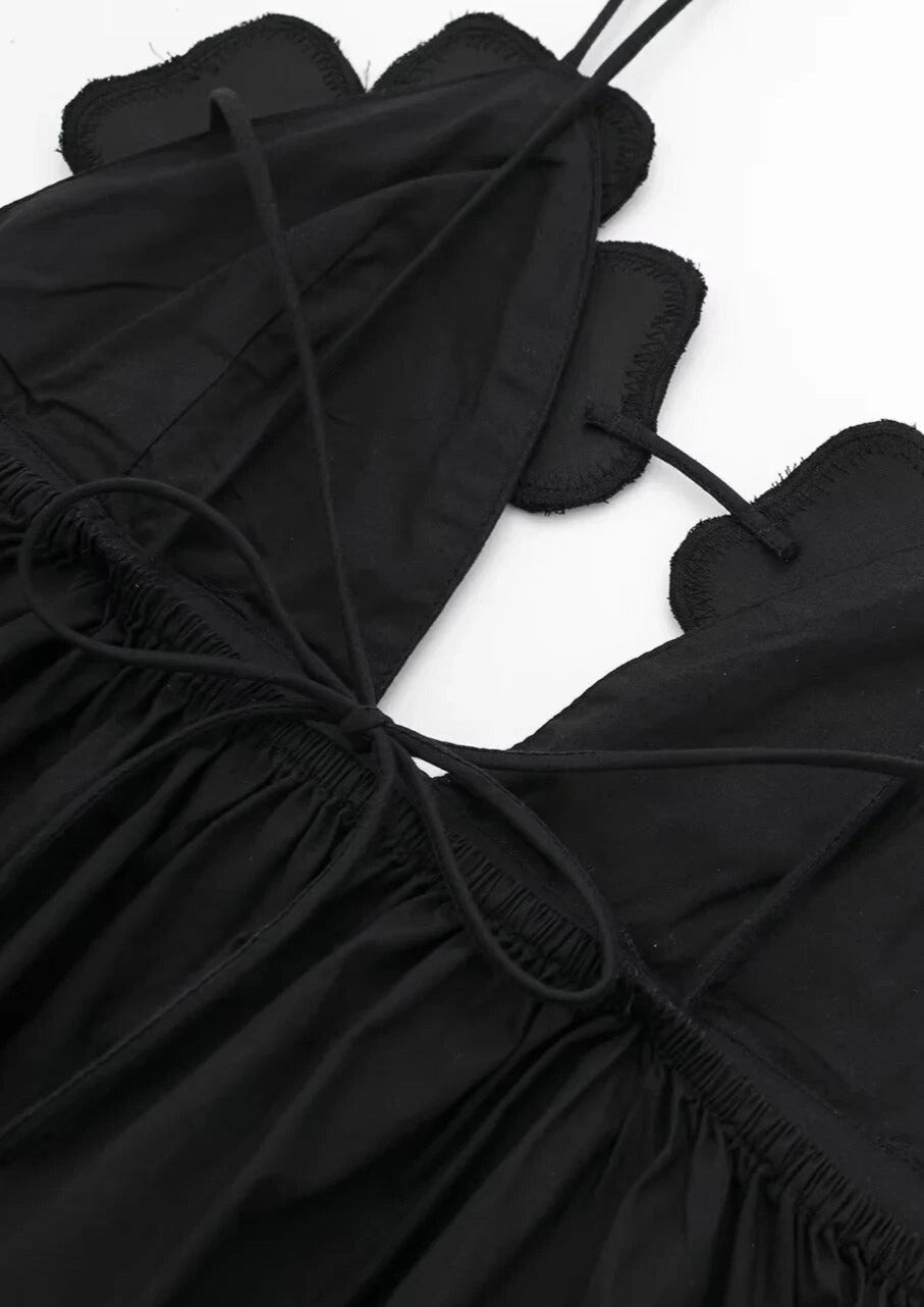 Blütenbesetztes Peplum-Top mit Neckholder