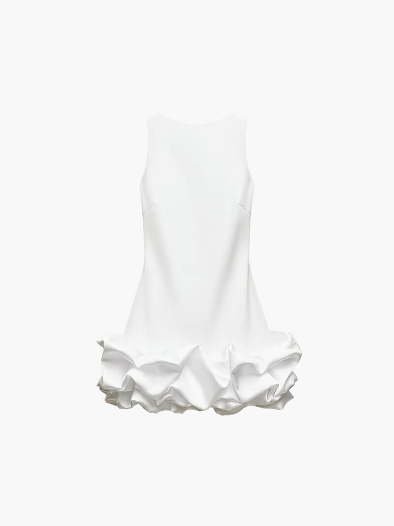 Verspieltes Mini-Kleid mit Rüschensaum