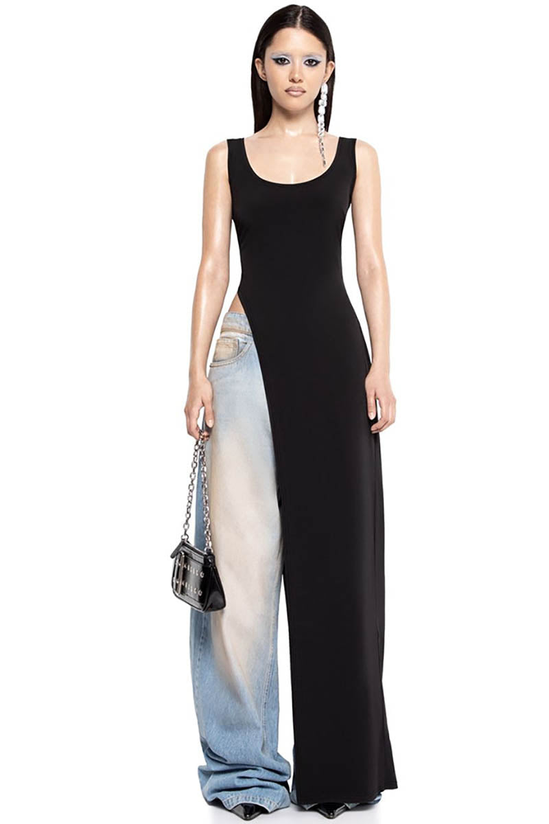 Minimalistisches Kleid/Top mit Schlitz-Detail