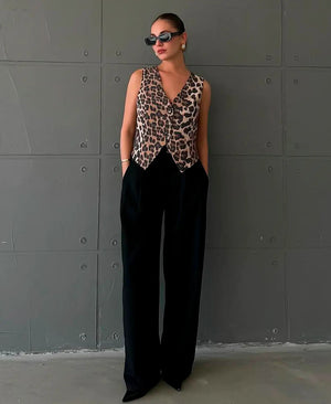 Taillenbetonte Weste mit Animal-Print