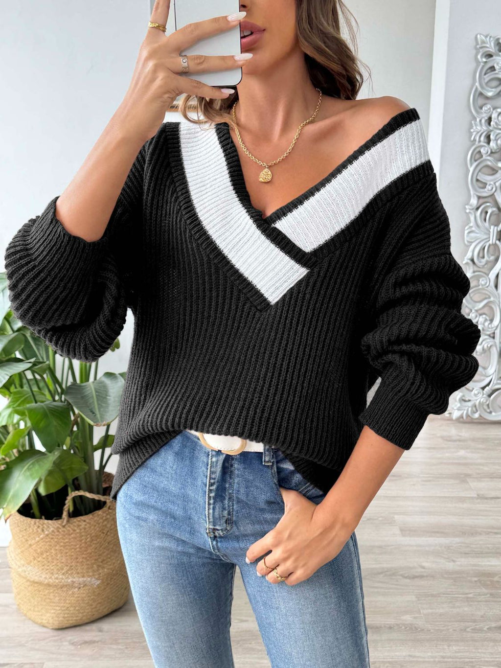 Raquel Elegantes Strickpullover mit Carmen-Ausschnitt